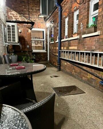 Best Sports Bars in Macclesfield - British Flag