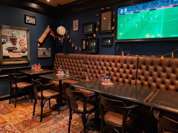 Best Sports Bars in Torcy - Au Bureau Torcy