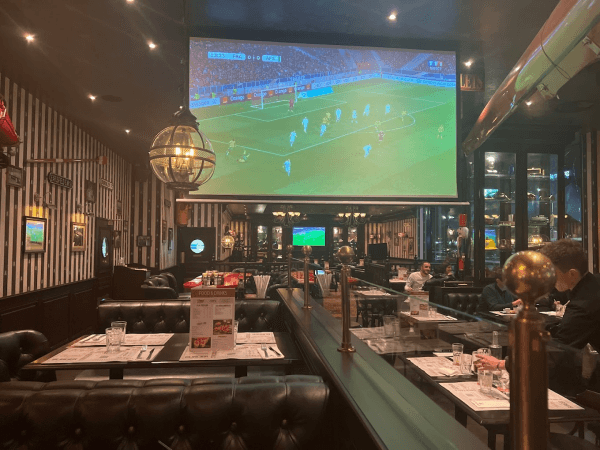 Best Sports Bars in Brétigny-sur-Orge - Au Bureau Brétigny