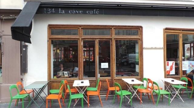 Best Sports Bars in Paris - La Cave Café