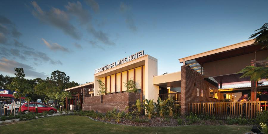 Best Sports Bars in Brisbane - Browns Plains Hotel