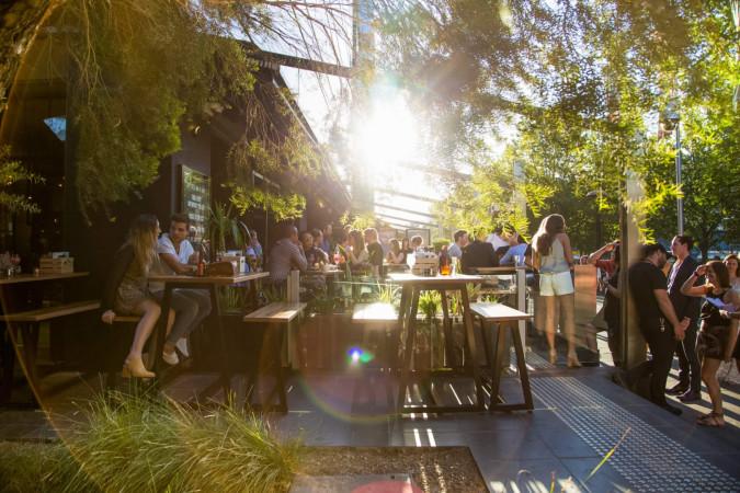 Best Sports Bars in Melbourne - Hopscotch