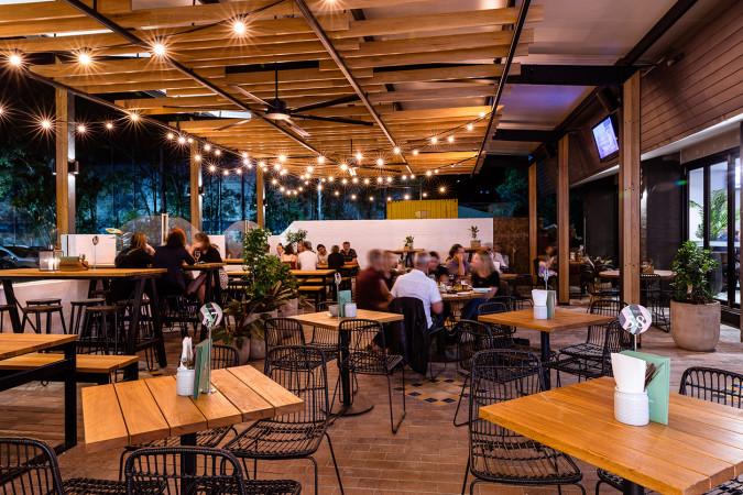 Best Sports Bars in Brisbane - Salisbury Hotel