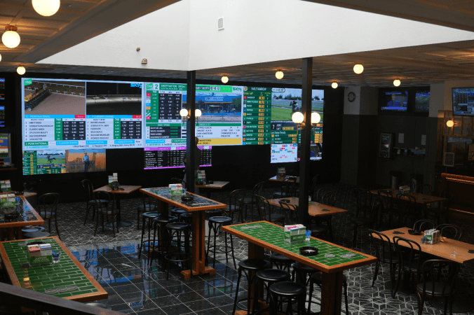 Best Sports Bars in Sydney - Campsie Hotel