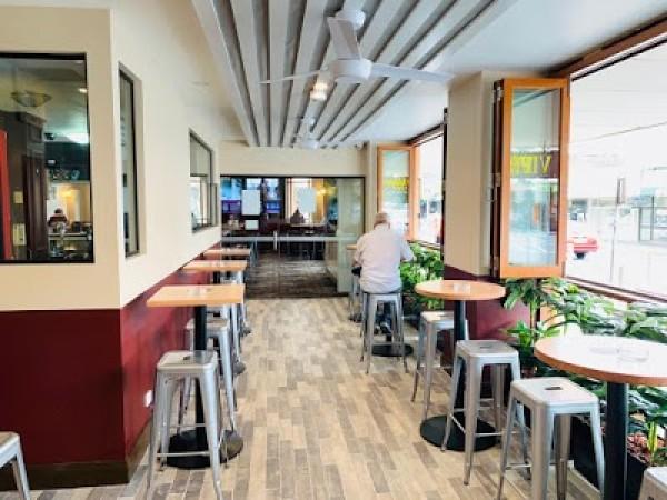 Best Sports Bars in Sydney - Penshurst Hotel