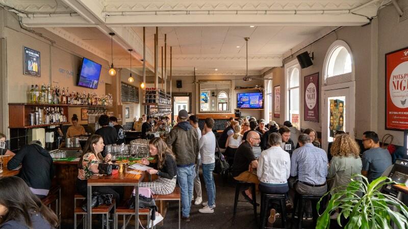 Best Sports Bars in Richmond - The Swan Hotel Richmond