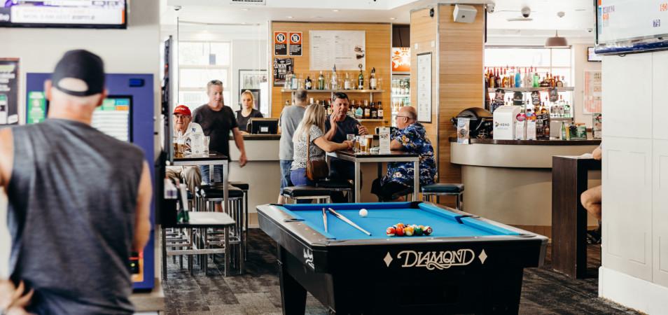 Best Sports Bars in Port Macquarie - Port Macquarie Hotel