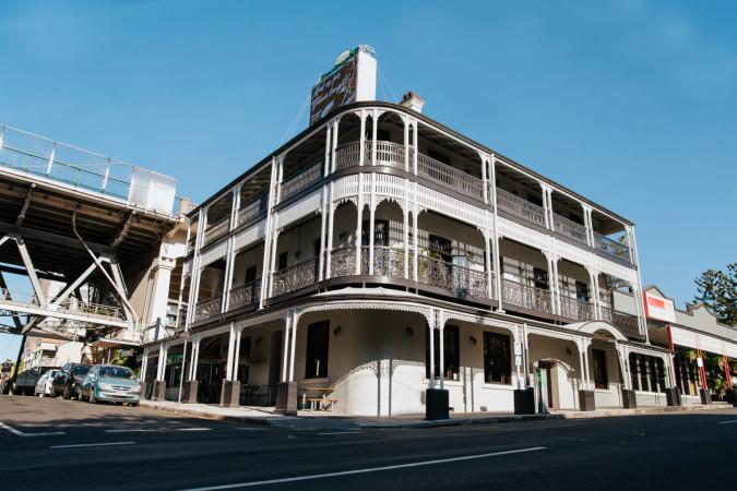 Best Sports Bars in Brisbane - The Story Bridge Hotel