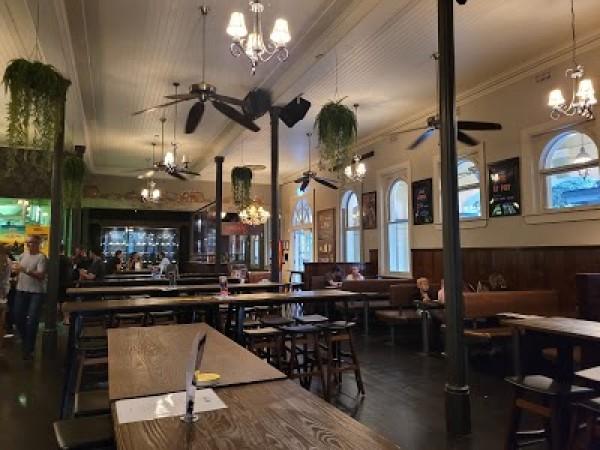 Best Sports Bars in Townsville - Townsville Brewery