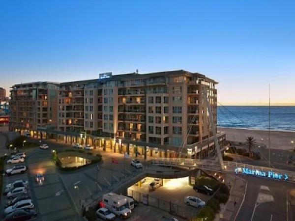 Best Sports Bars in Glenelg - The Pier Glenelg