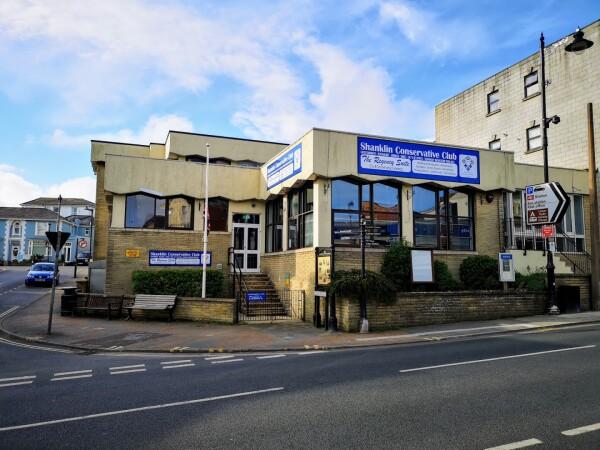 Best Sports Bars in Shanklin - Shanklin Conservative Club