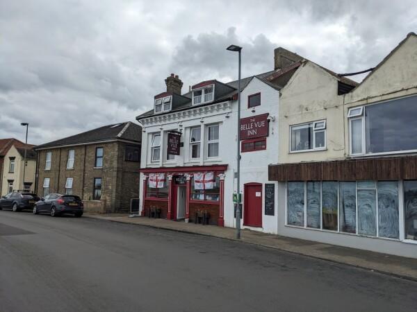 Best Sports Bars in Great Yarmouth - Belle Vue Inn