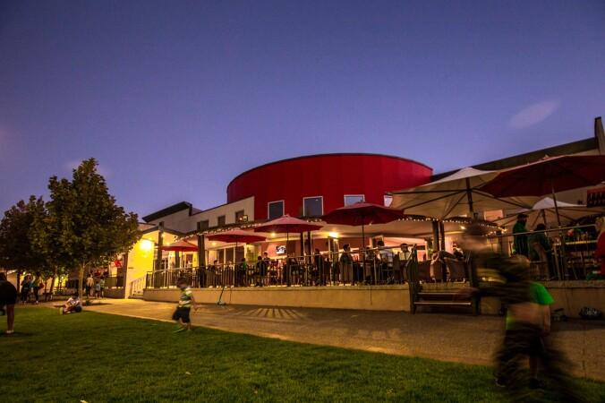 Best Sports Bars in Baldivis - The Chase Bar & Bistro