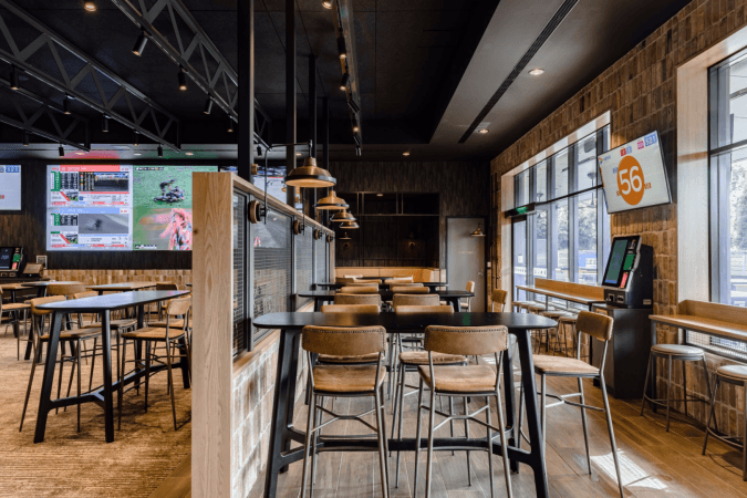 Best Sports Bars in North Lakes - North Lakes Sports Club