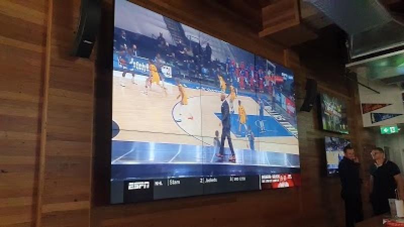 Best Sports Bars in Canberra - Bleachers Sports Bar