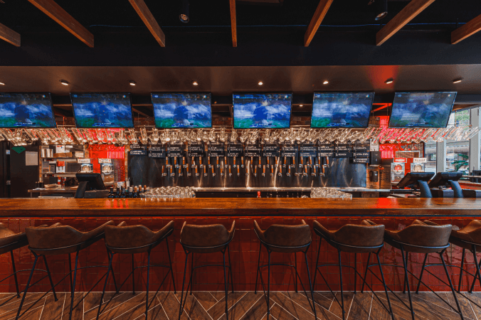 Best Sports Bars in Brisbane - Winghaus - Edward Street