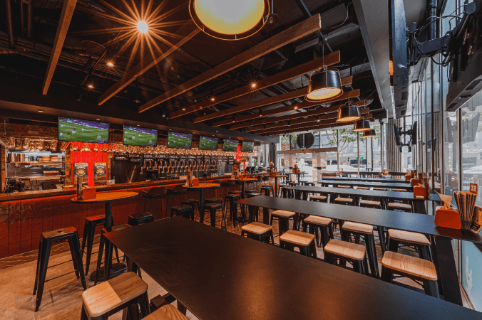 Best Sports Bars in Brisbane - Winghaus - Edward Street