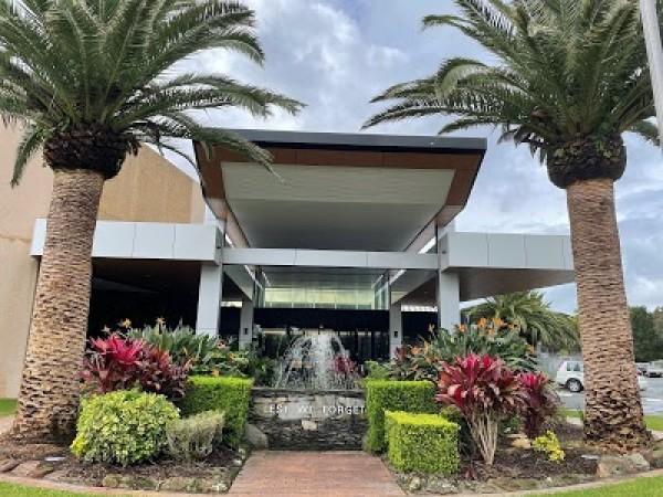 Best Sports Bars in FORSTER - Club Forster