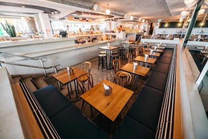 Best Sports Bars in Bondi Beach - Bondi Public Bar