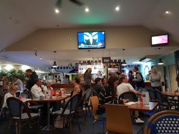 Best Sports Bars in Port Macquarie - Settlers Inn Port Macquarie