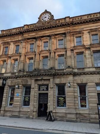 Best Sports Bars in Wakefield - Union Bank Wakefield