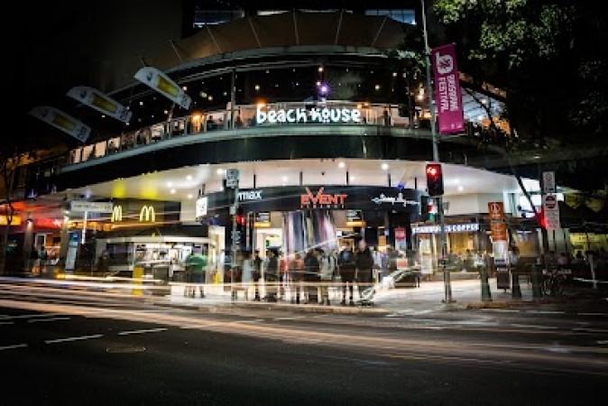 Best Sports Bars in Brisbane City - Hotel Beach House CBD