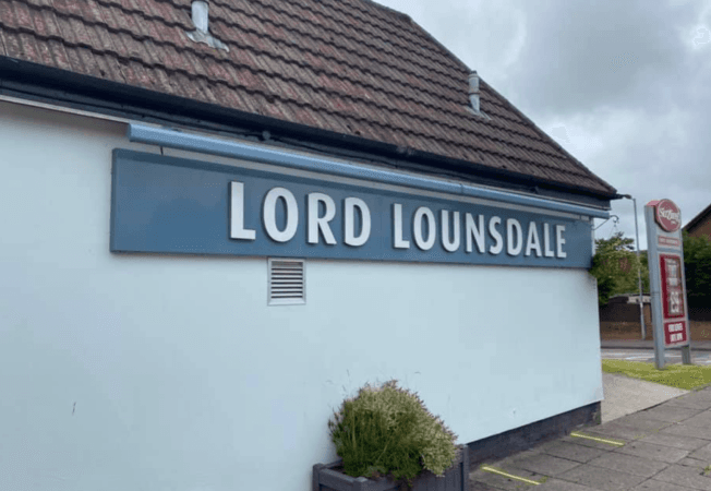 Best Sports Bars in Paisley - Lord Lounsdale Paisley