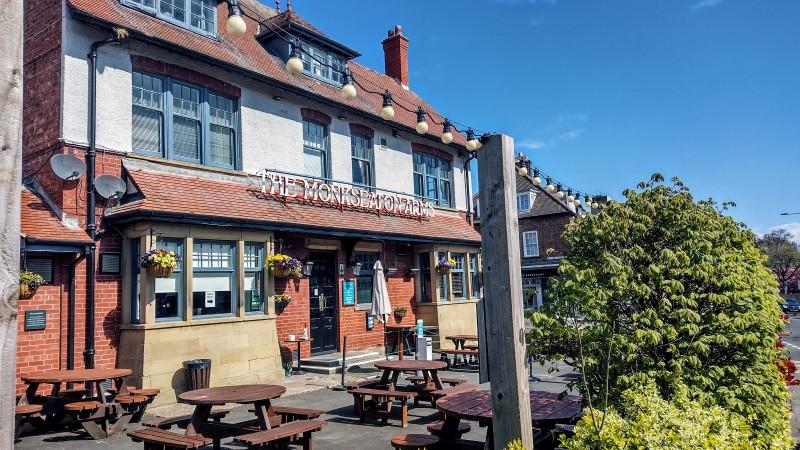 Best Sports Bars in Whitley Bay - Monkseaton Arms Whitley Bay