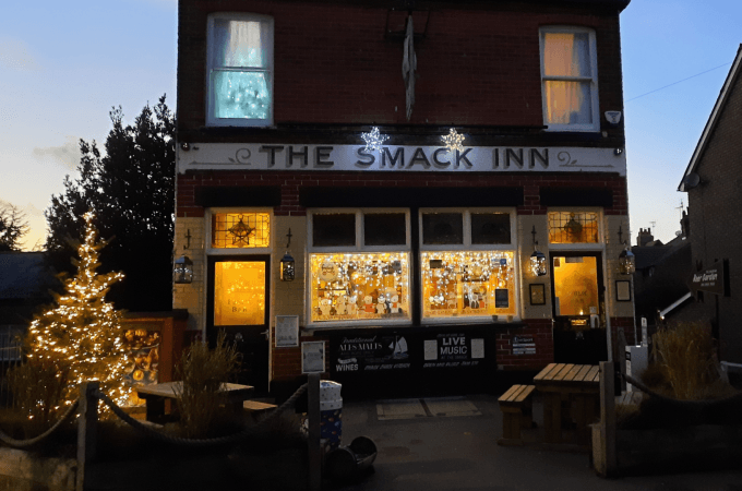Best Sports Bars in WHITSTABLE - Smack Inn