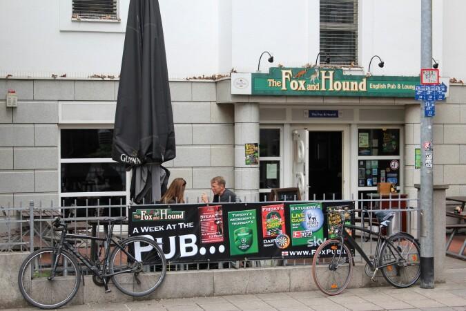 Best Sports Bars in Frankfurt am Main - The Fox and Hound