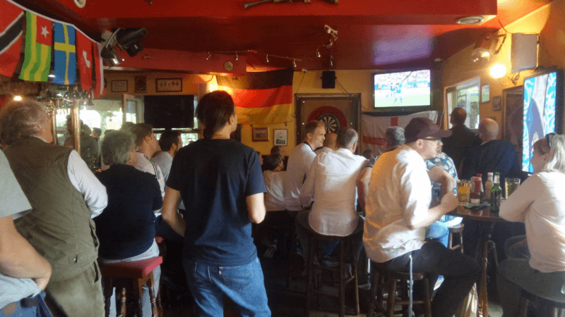 Best Sports Bars in Frankfurt am Main - The Fox and Hound
