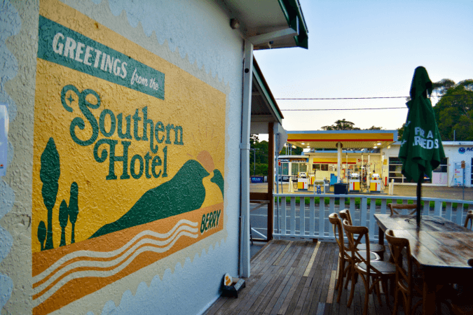 Best Sports Bars in Berry - Southern Hotel Berry