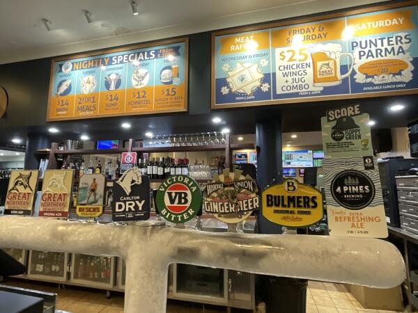 Best Sports Bars in Lake Cathie - Lake Cathie Tavern