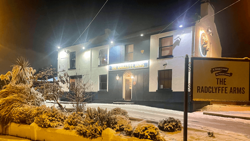 Best Sports Bars in Middleton Junction, Manchester - Radclyffe Arms