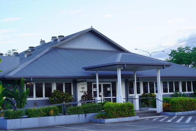 Best Sports Bars in Bungalow - Hotel Bungalow
