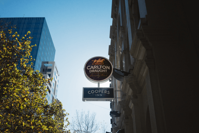 Best Sports Bars in Melbourne - Coopers Inn
