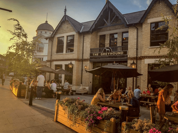 Best Sports Bars in London - The Greyhound