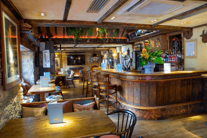 Best Sports Bars in Linlithgow - The Bridge Inn