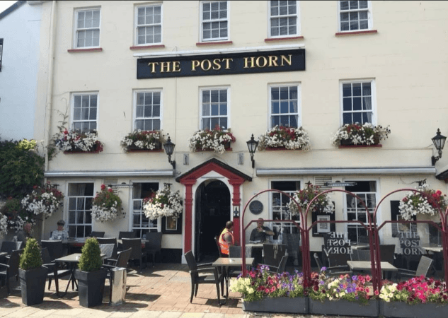 Best Sports Bars in St Helier - Post Horn