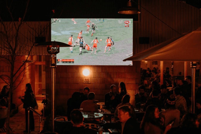 Best Sports Bars in Brunswick - Hotel Railway