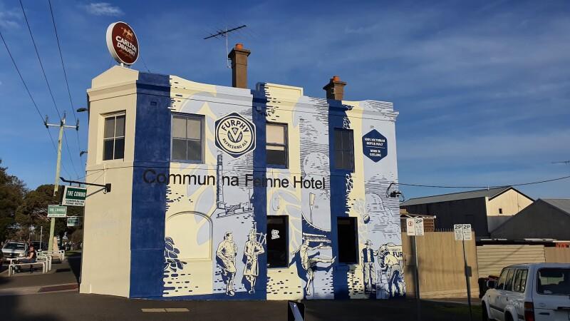 Best Sports Bars in Geelong - The Commun Na Fienne Hotel