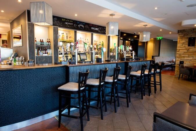 Best Sports Bars in Cork - Jury's Cork Inn