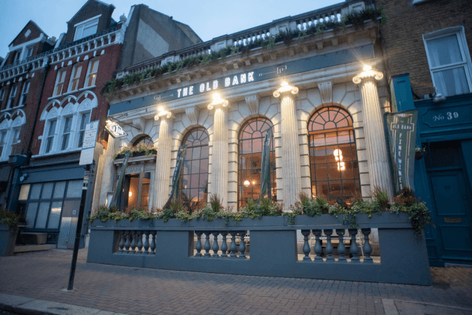 Best Sports Bars in Ashurst - Old Bank