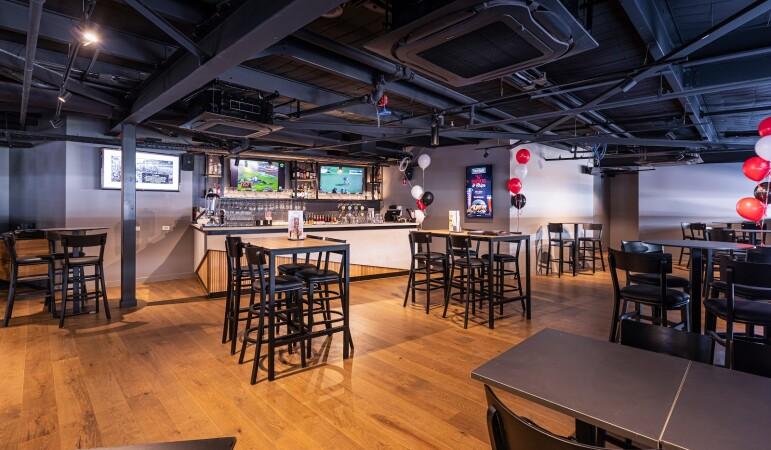 Best Sports Bars in Wantirna South - The Sporting Globe Knox