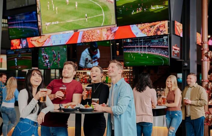 Best Sports Bars in Preston - The Sporting Globe Northland