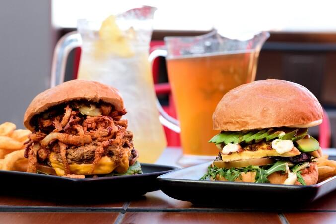 Best Sports Bars in Werribee - The Sporting Globe Werribee