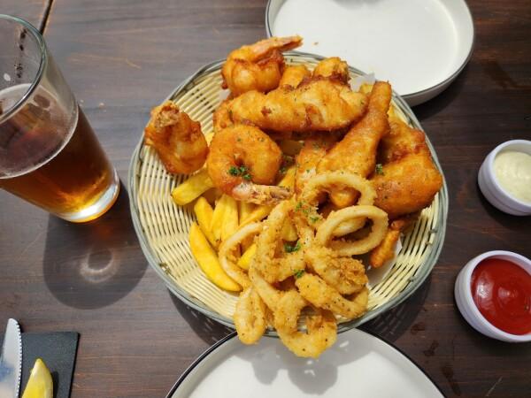 Best Sports Bars in Auckland - The Fox, A London Pub