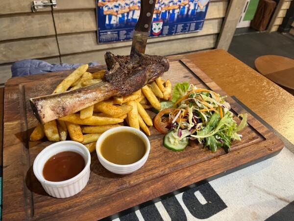 Best Sports Bars in Rotorua - The RnM Sports Bar & Grill