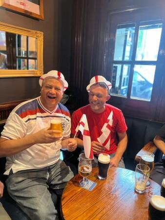 Best Sports Bars in London - Dog & Duck