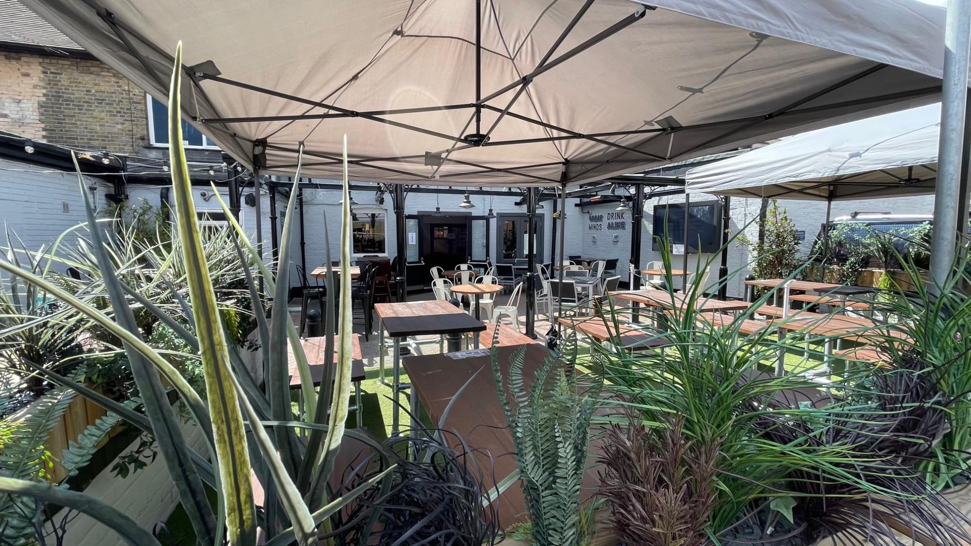 Best Sports Bars in Chelmsford - Original Plough